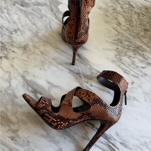 Zara Snakeskin Patterned Heels
